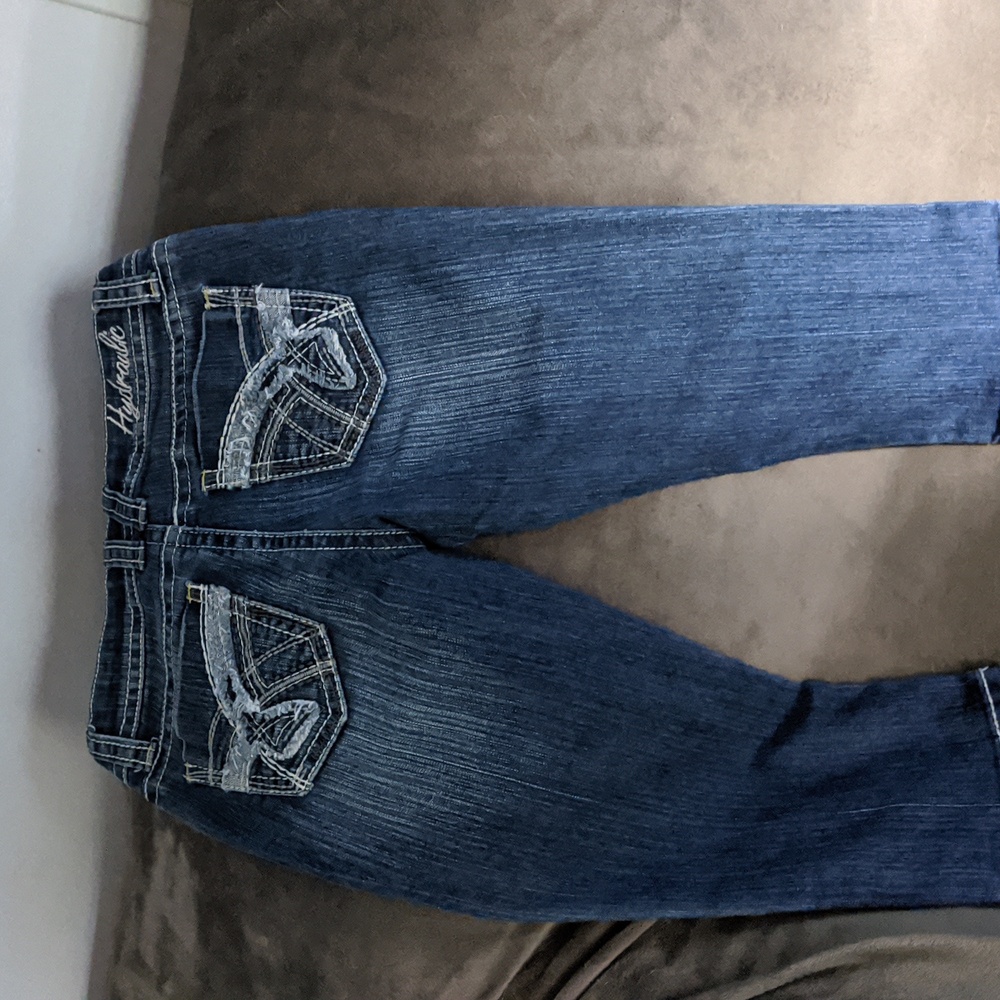 Capris - Picture 3 of 5